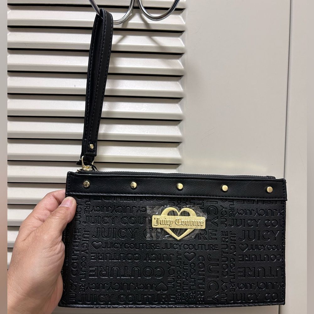NWT Juicy Couture Wristlet